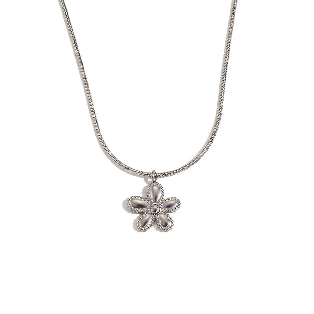 Petunia Necklace