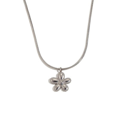 Petunia Necklace