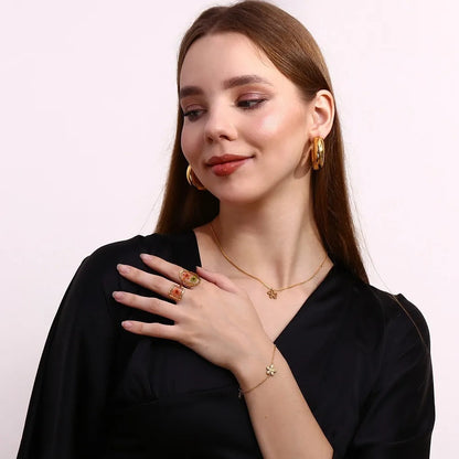 Petunia Necklace