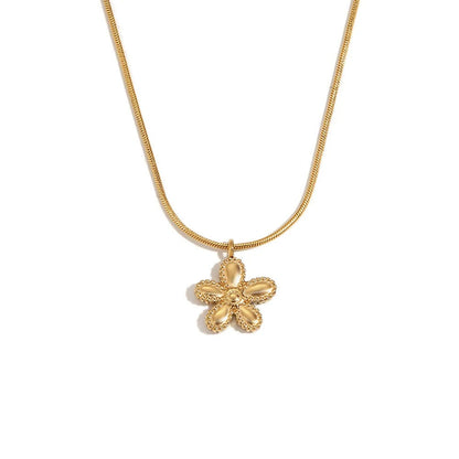 Petunia Necklace